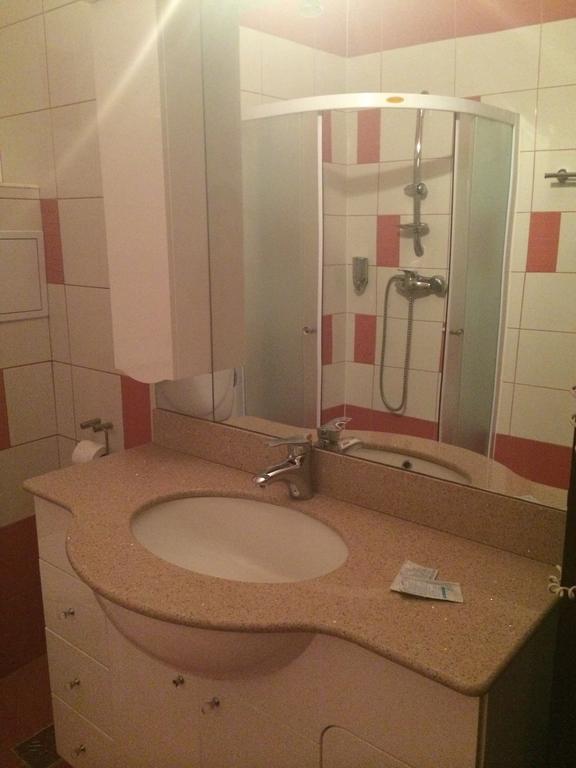 Hotel Fiama Otelu Rosu Cameră foto
