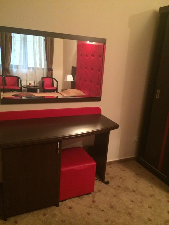 Hotel Fiama Otelu Rosu Cameră foto